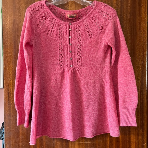 Free People 100% Lambs wool sweater - Picture 3 of 8
